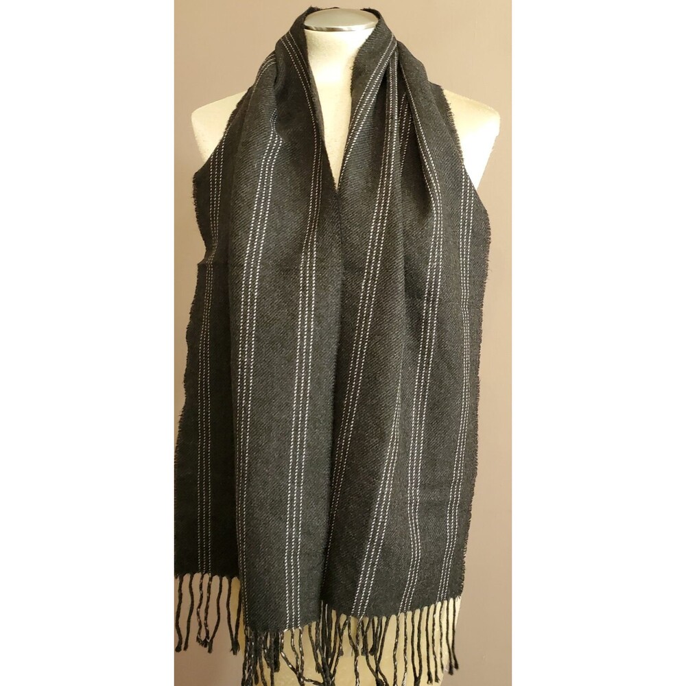 H & M Mens Opera Scarf Black Gray Heathered Pinstripe Fringe Wool 12x60" Italy